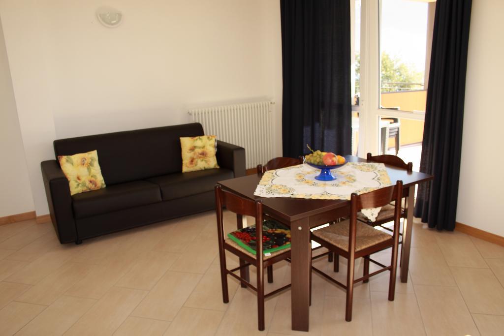 Vercana Residence Le Azalee & Spa מראה חיצוני תמונה